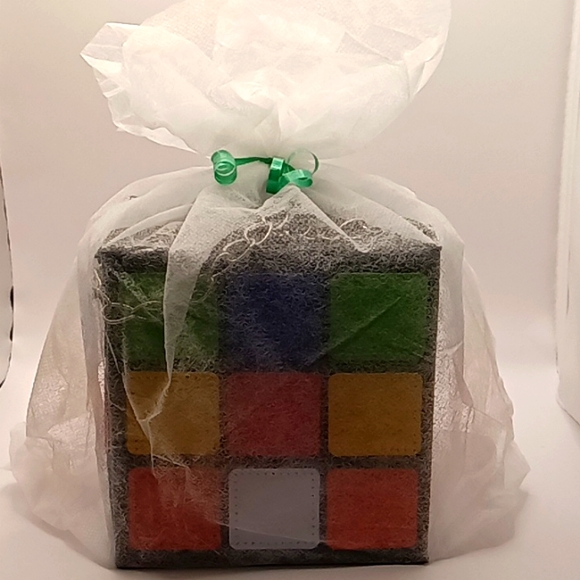 NWT RUBIK'S CUBE BAG ❤️💙💚🧡🤍💛 - Picture 9 of 17